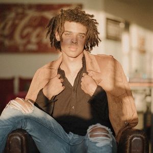 Meet your Posher, Donovan